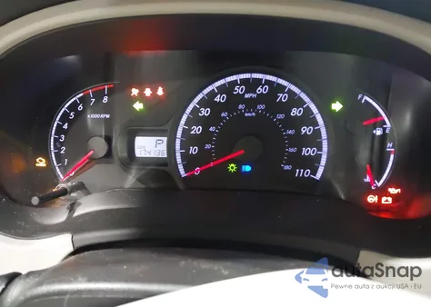 2014 Toyota Sienna Le V6 8 Passenger z USA, uszkodzony, nr VIN 5TDKK3DC2ES488333